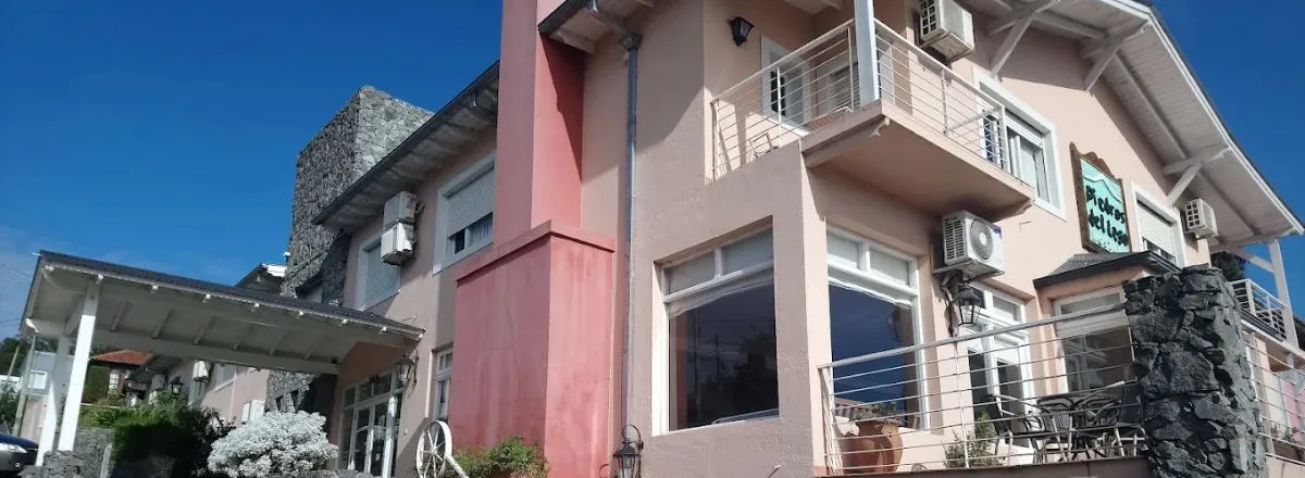 Hosterías Piedras del Lago