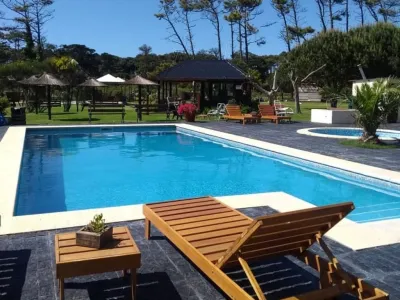 Hotel Puerta del Bosque Hoteles 3 estrellas  en  Miramar