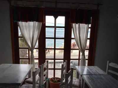 2-star Hostelries Antiguo Solar del Lago Bed & Breakfast