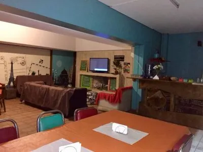 Boarding-houses Break Point - Hostel & Bar