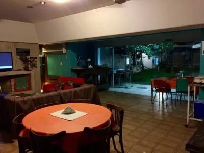 Boarding-houses Break Point - Hostel & Bar