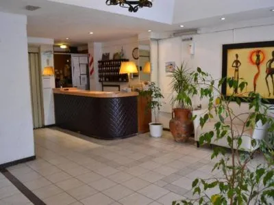 2-star Hotels Dallas Center