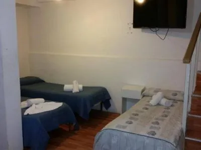 2-star Hotels Dallas Center