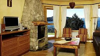 4-star Hotels Lirolay Suites