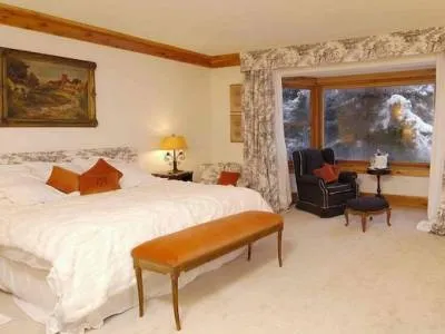 Pire Hue Lodge 5-star Hotels  in  Bariloche
