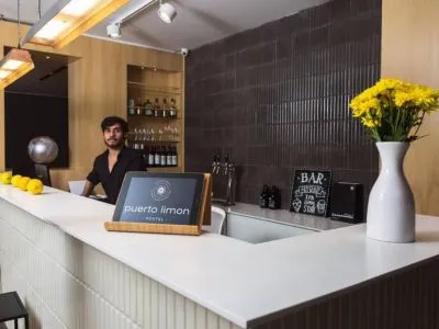 Albergues/Hostels Puerto Limón