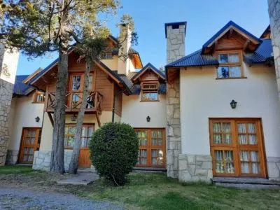 El Viejo Ciprés Cabañas 2 estrellas  en  Bariloche