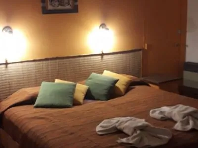 Cabañas 2 estrellas Solar Maitén