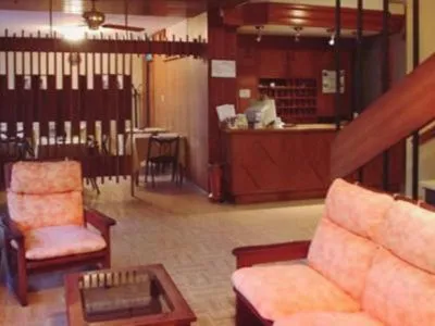 Hoteles 1 estrella Dalí