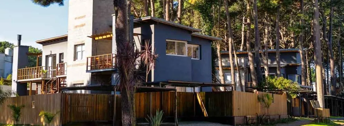 Apart Hoteles La Pedrera