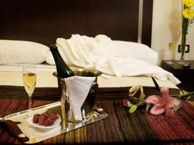 Hoteles 4 estrellas Land Plaza