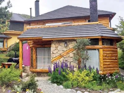 Cabañas La Aurora Boreal Alojamientos en el Cerro Catedral   en  Bariloche