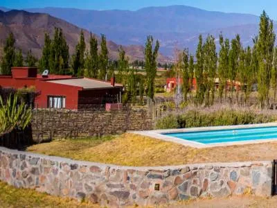 Miraluna Bodega & Cabañas