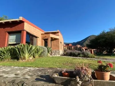 Cabañas Miraluna Bodega & Cabañas