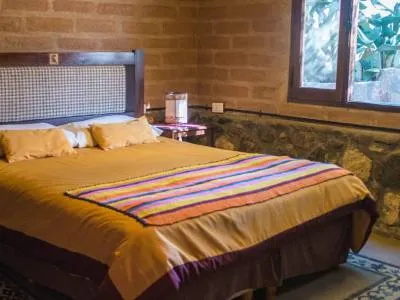 Cabañas Miraluna Bodega & Cabañas