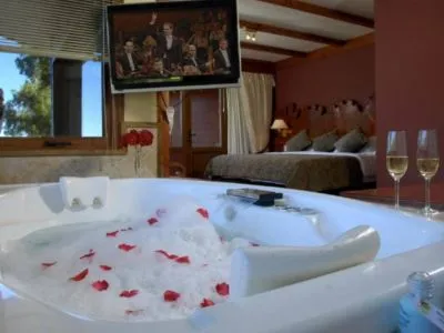 Hoteles 5 estrellas Charming Luxury Lodge & Spa