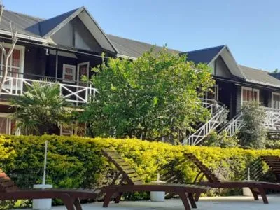 Cabañas del Lago Apart Hoteles  en  Federación