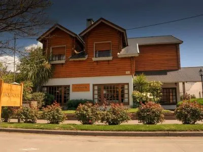 Hostal del Esquiador 3-star Hostelries  in  San Martín de los Andes