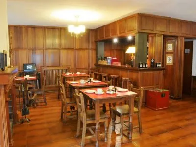 Hosterías 3 estrellas Hostal del Esquiador