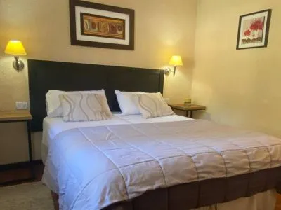 3-star Hostelries Del Prado Inn