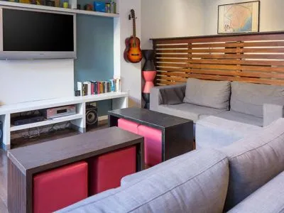 Hotels Circus Hostel & Hotel