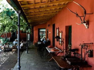 Hoteles Estancia La Violeta