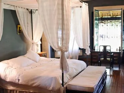 Hoteles Estancia La Violeta