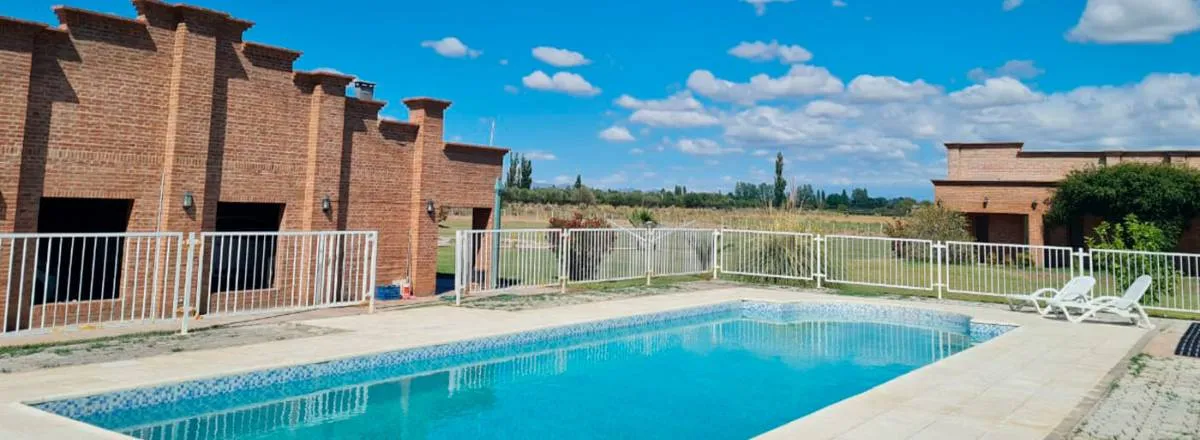 1-star Hotels Finca La Carmelita