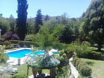 Apart Hotels Aldea Kleinwald cabañas y Apart Hotel