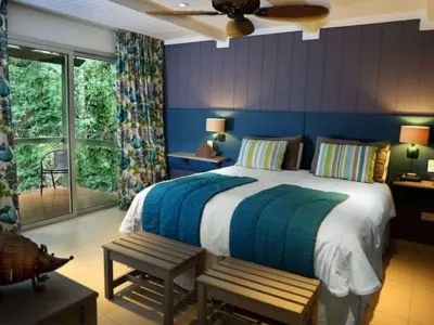 Hoteles 4 estrellas La Reserva Virgin Lodge