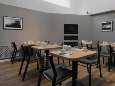 3-star Hotels 8 de Octubre