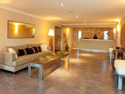 3-star Hotels Bahía Redonda