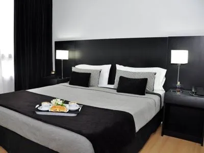 4-star Hotels Broadway Hotel & Suites