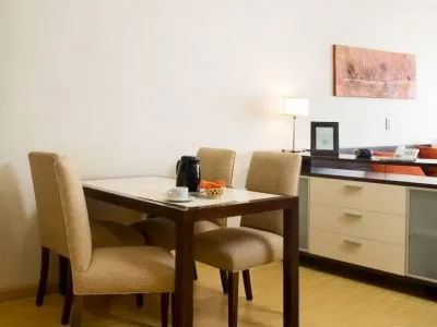 Hoteles 4 estrellas Ayres de Recoleta