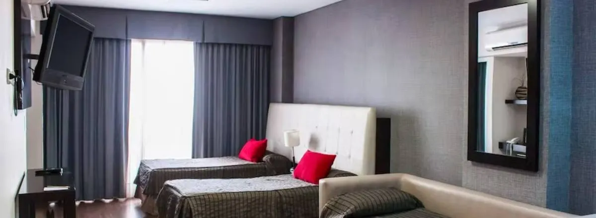 4-star Hotels Ayres de Recoleta Plaza