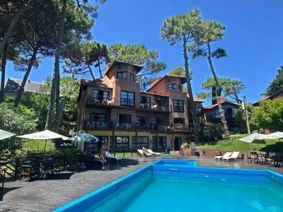 Carilo Paradise Apart Hoteles  en  Cariló