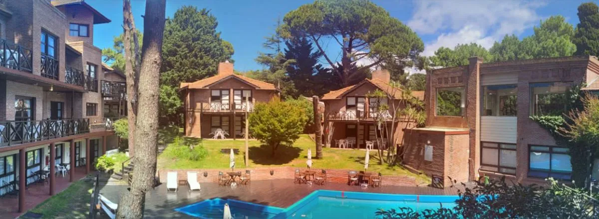 Apart Hoteles Carilo Paradise