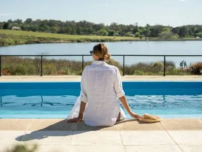 Cabañas Piedra Naranja Cabins  in  Balcarce