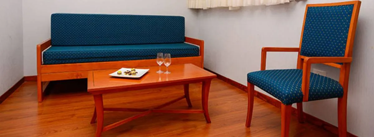 Hoteles 4 estrellas Australis Yene Hue