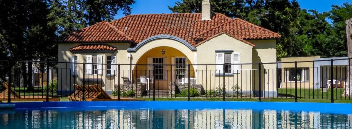 Apart Hotels Apart Naga Huel