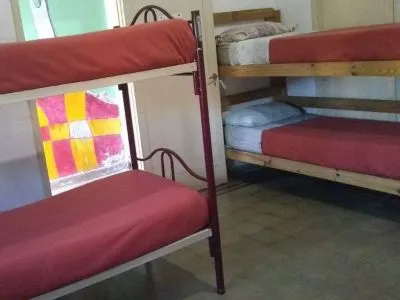 Albergues/Hostels Hostel Joven Casa Reggae
