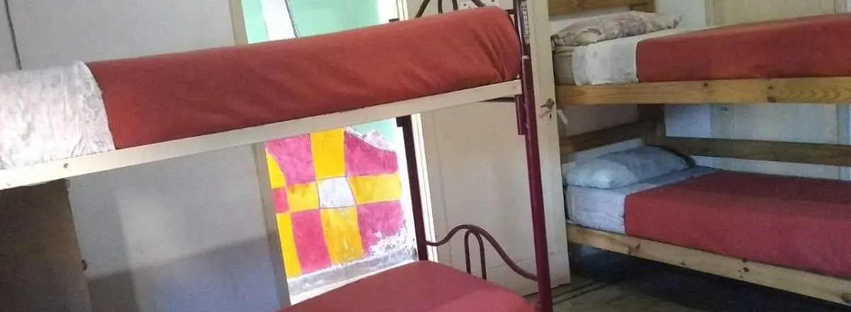 Albergues/Hostels Hostel Joven Casa Reggae