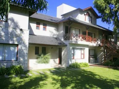 Marítimo Apart Apart Hotels  in  Pinamar