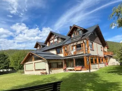 2-star Hostelries Hostería Paralelo 41