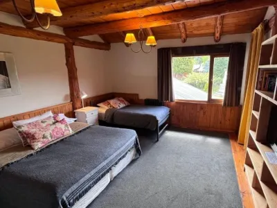 2-star Hostelries Hostería Paralelo 41