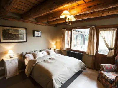 2-star Hostelries Hostería Paralelo 41