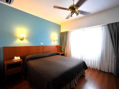 3-star Hotels 15 de Mayo