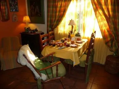 Hostelries Clair de Lune Posada