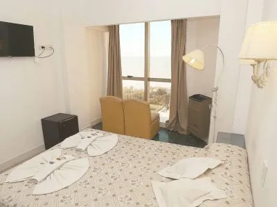 3-star Hotels Sky Hotel de Mar