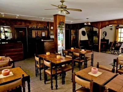 Hosterías 3 estrellas Santa Barbara